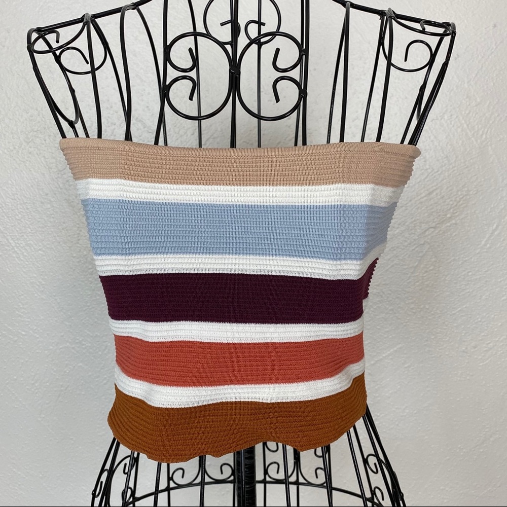 Tillys Ribbed Bandeau Top - Picture 3 of 5